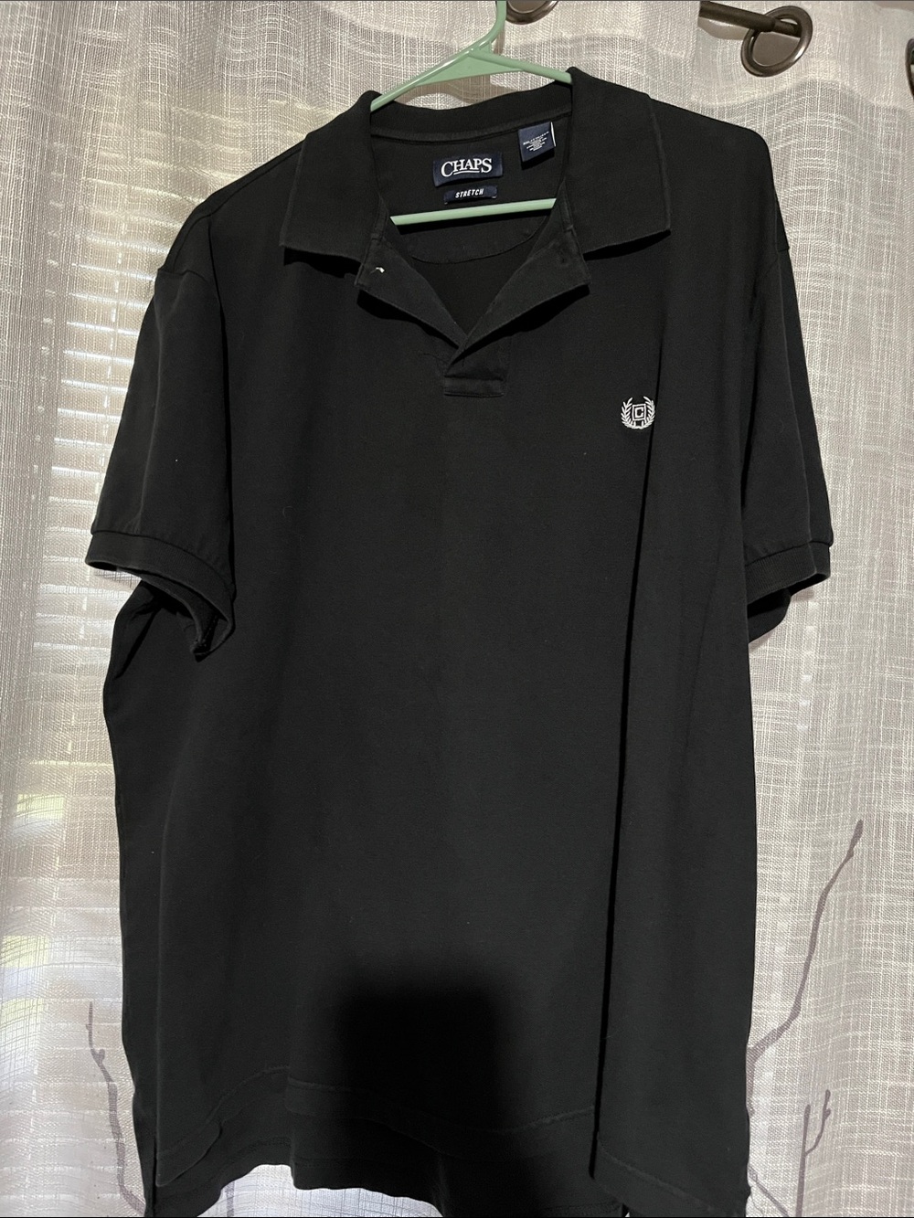 Chaps Men's Black Polo with Embroidered Crest - Picture 1 of 1